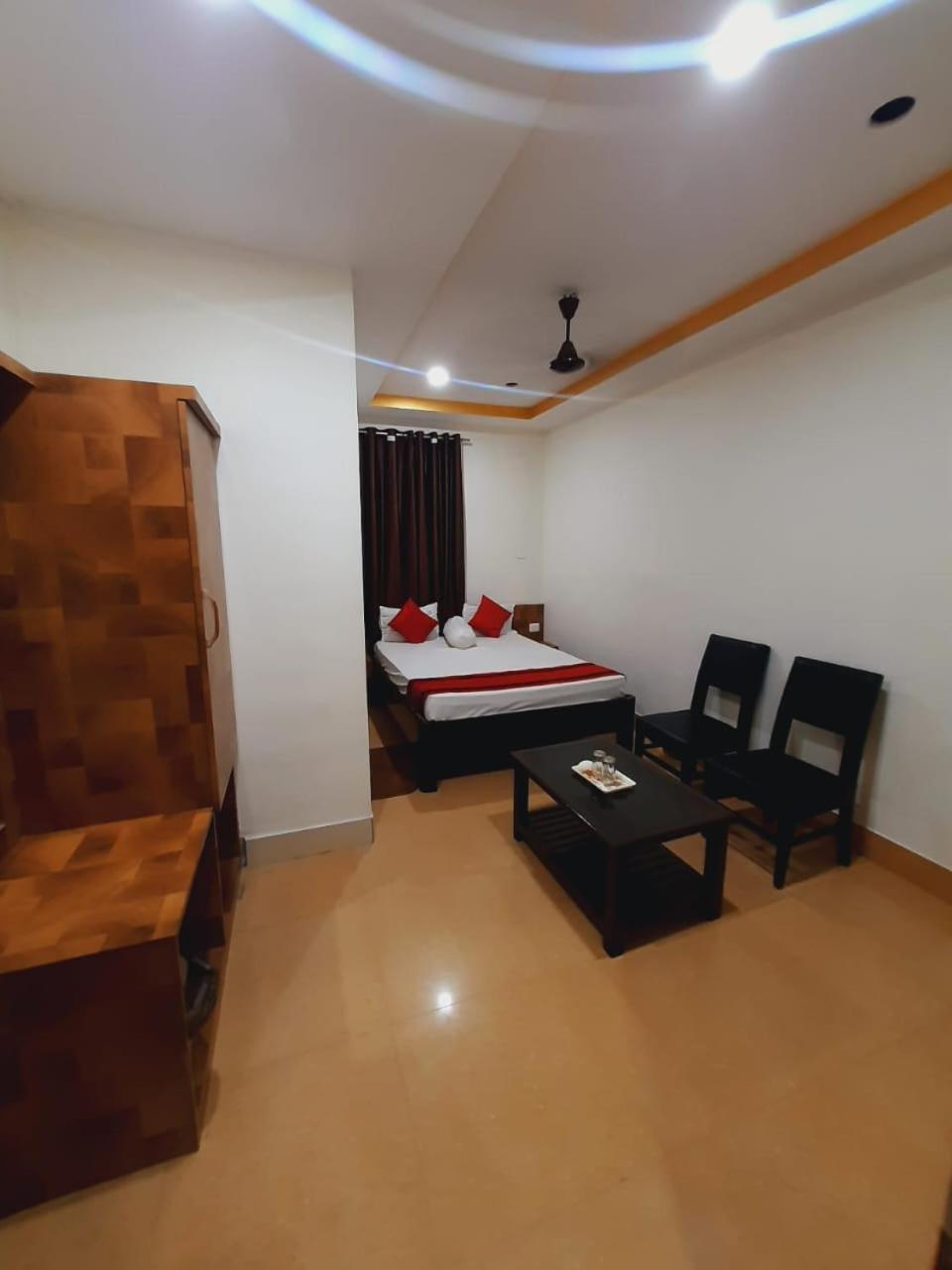 Hotel Knight Inn Airport Guwahati Luaran gambar